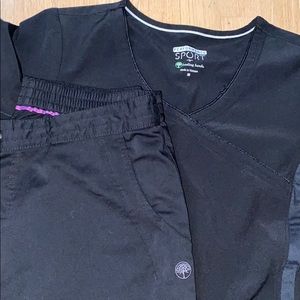 Black Healing Hands top and bottom scrub